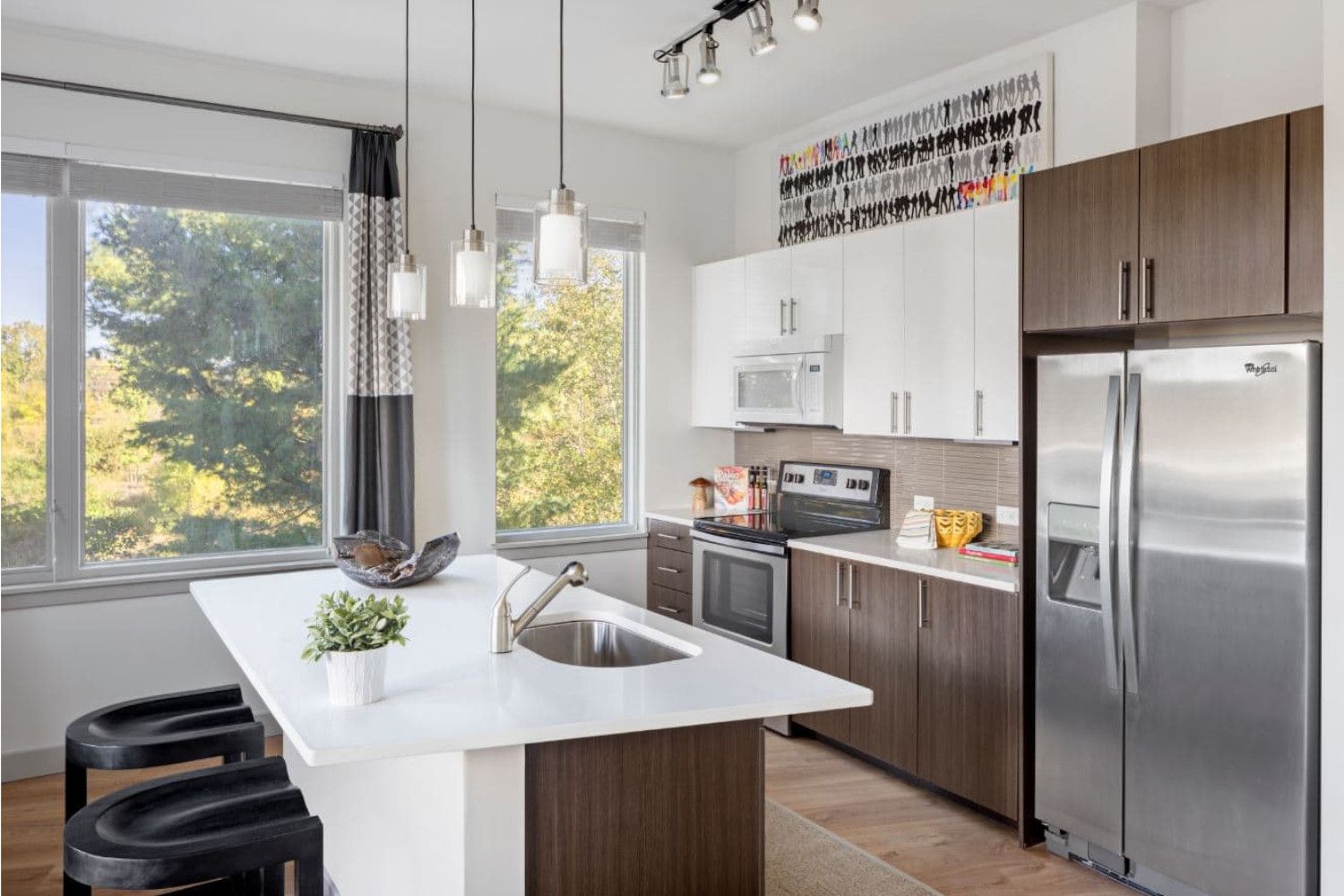 17243_Fusekitchen2FEATURES