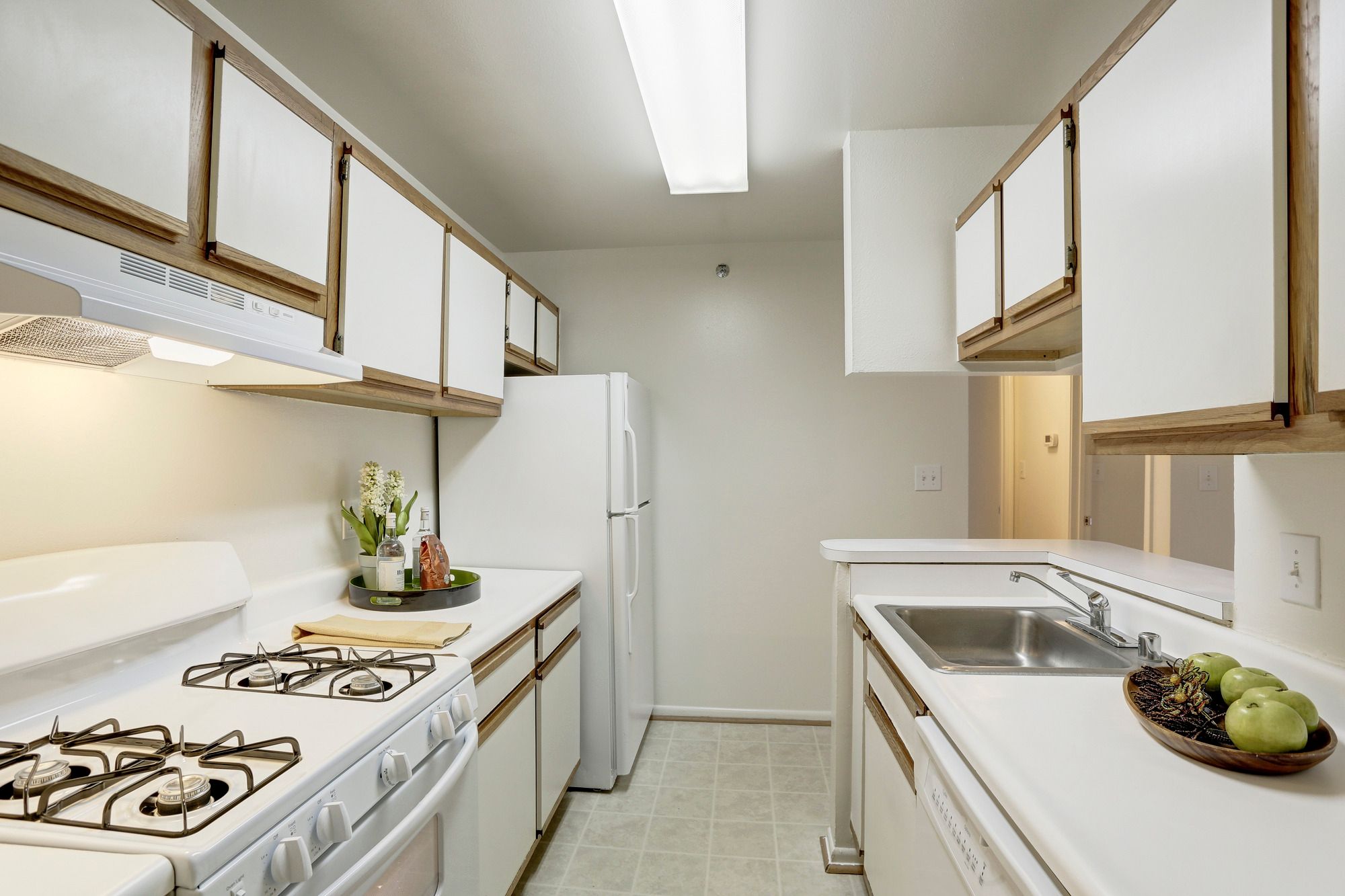 Great meals begin on the gas range in your fully equipped kitchen.