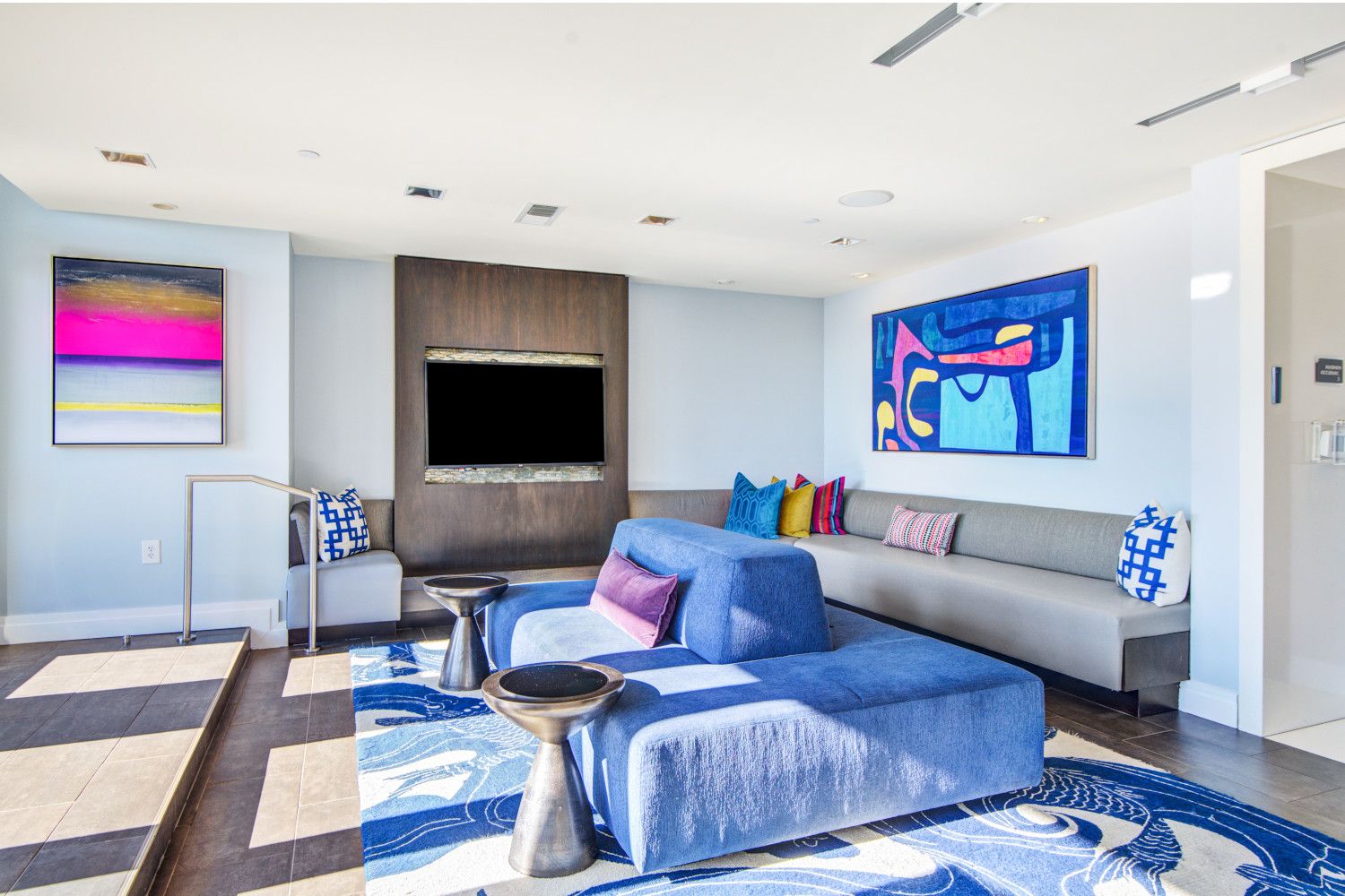 Light and bright penthouse lounge perfect for entertaining