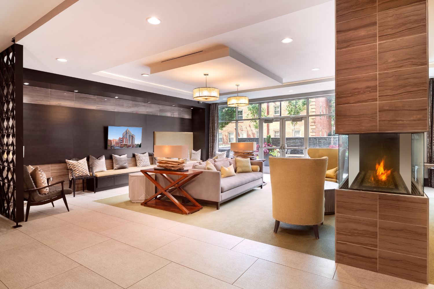 Enjoy an expansive suite of amenities that are an extension of your home.