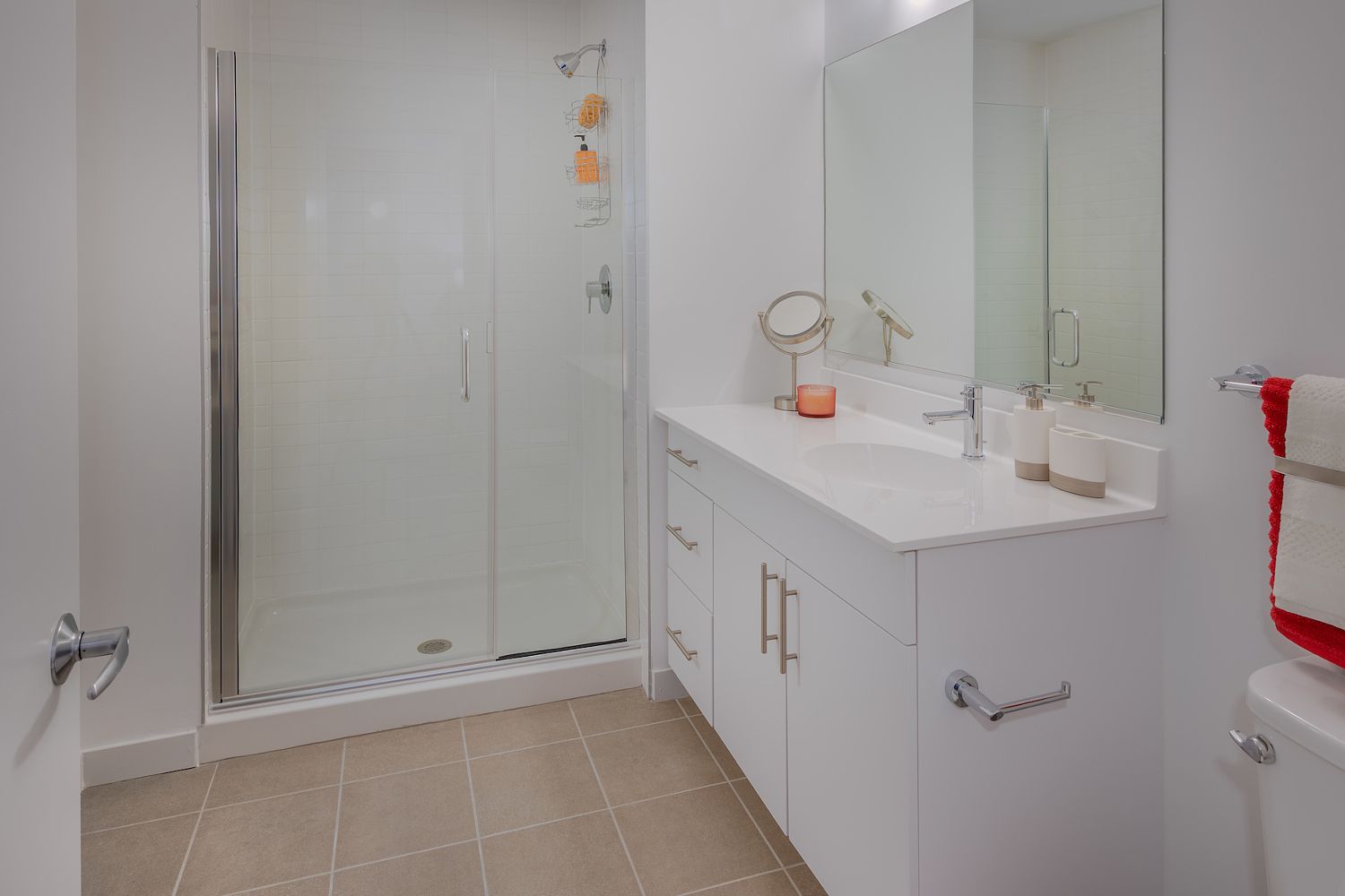 Modern bathrooms with elegant design