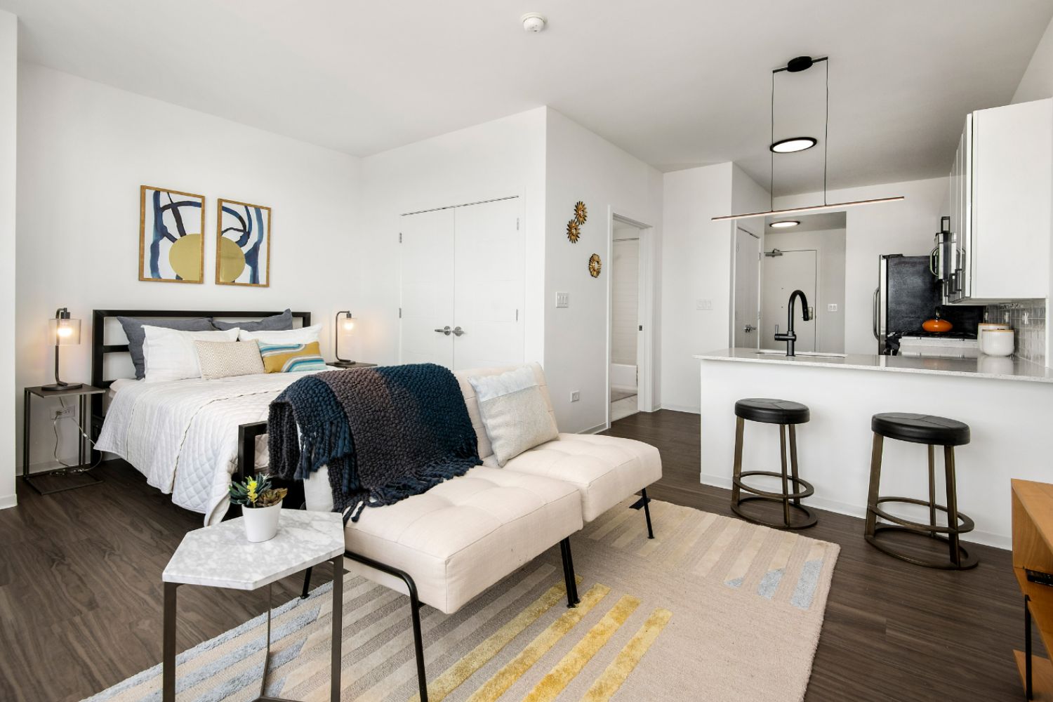 Arkadia West Loop Chicago luxury apartment interior exterior amenities West Loop apartments Chicago IL modern rental residences