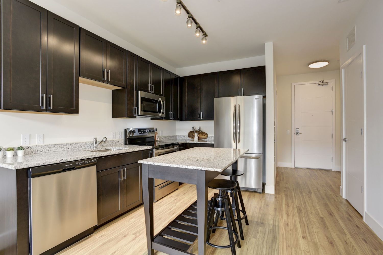 Model Studio KItchen