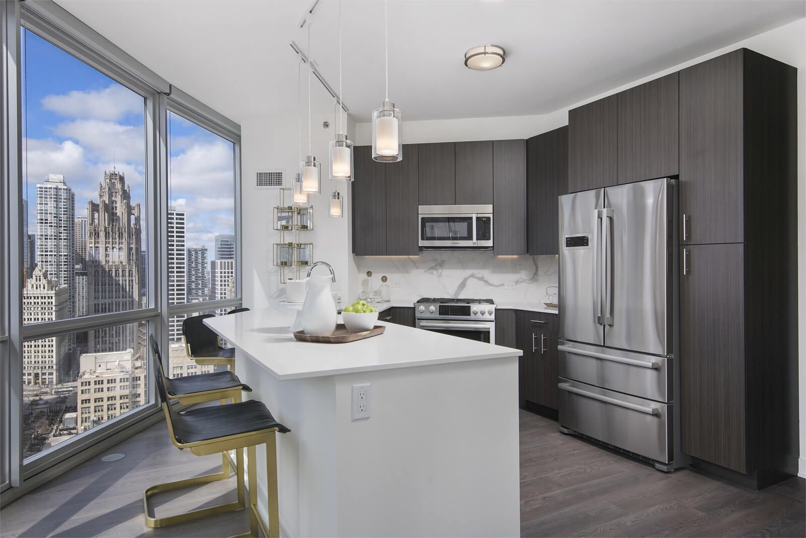 An open kitchen in our 2 bedroom layout, perfect for entertaining.
