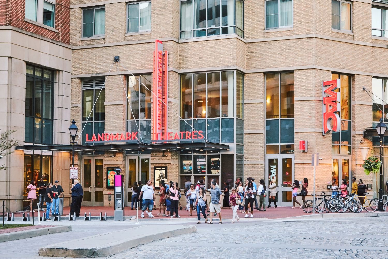 Harbor East Landmark