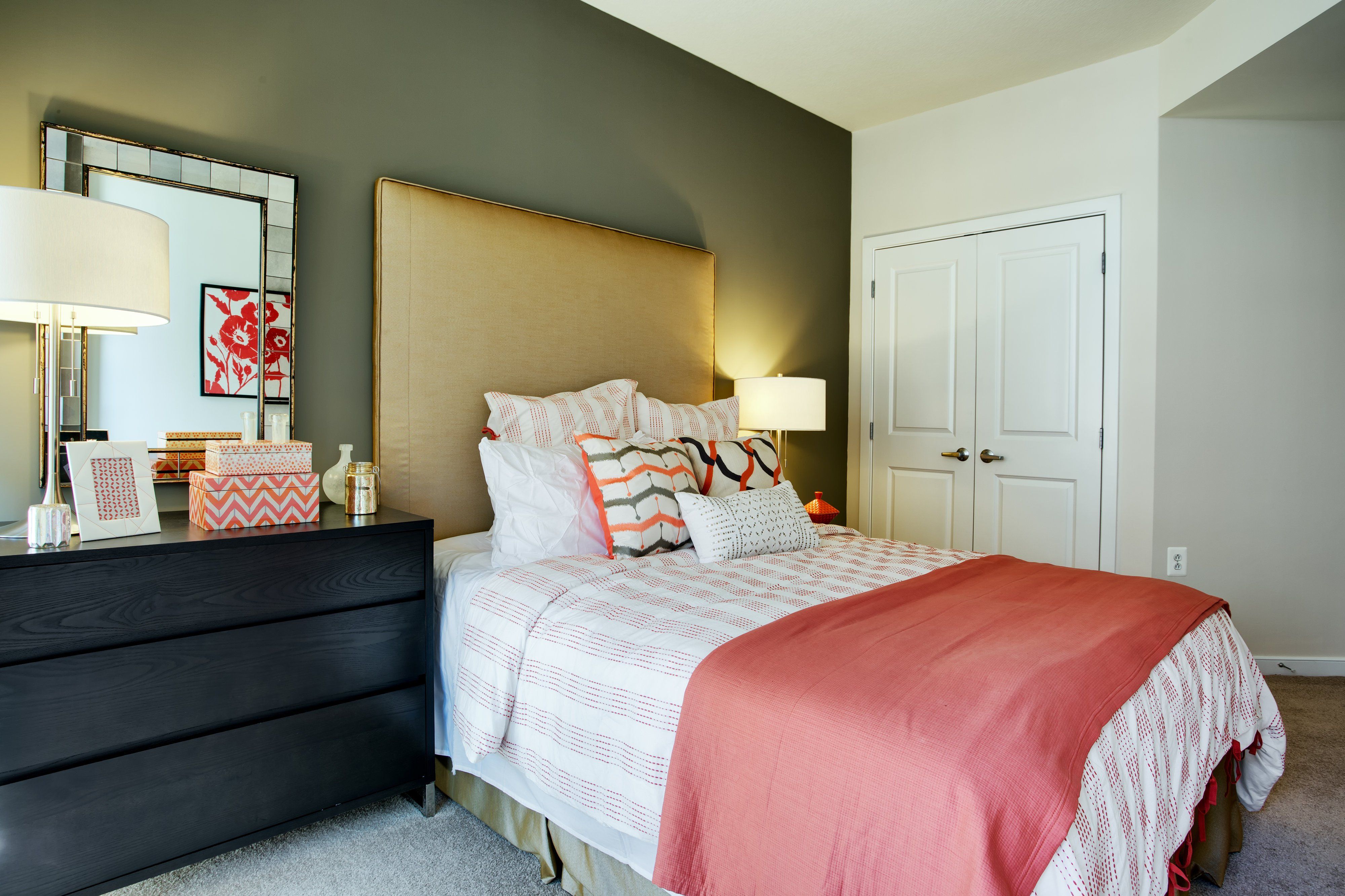 The Palatine Apartments 7 of 8