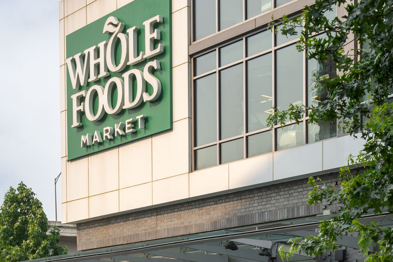 Enjoy the conveniently located Whole Foods for all of your grocery needs.