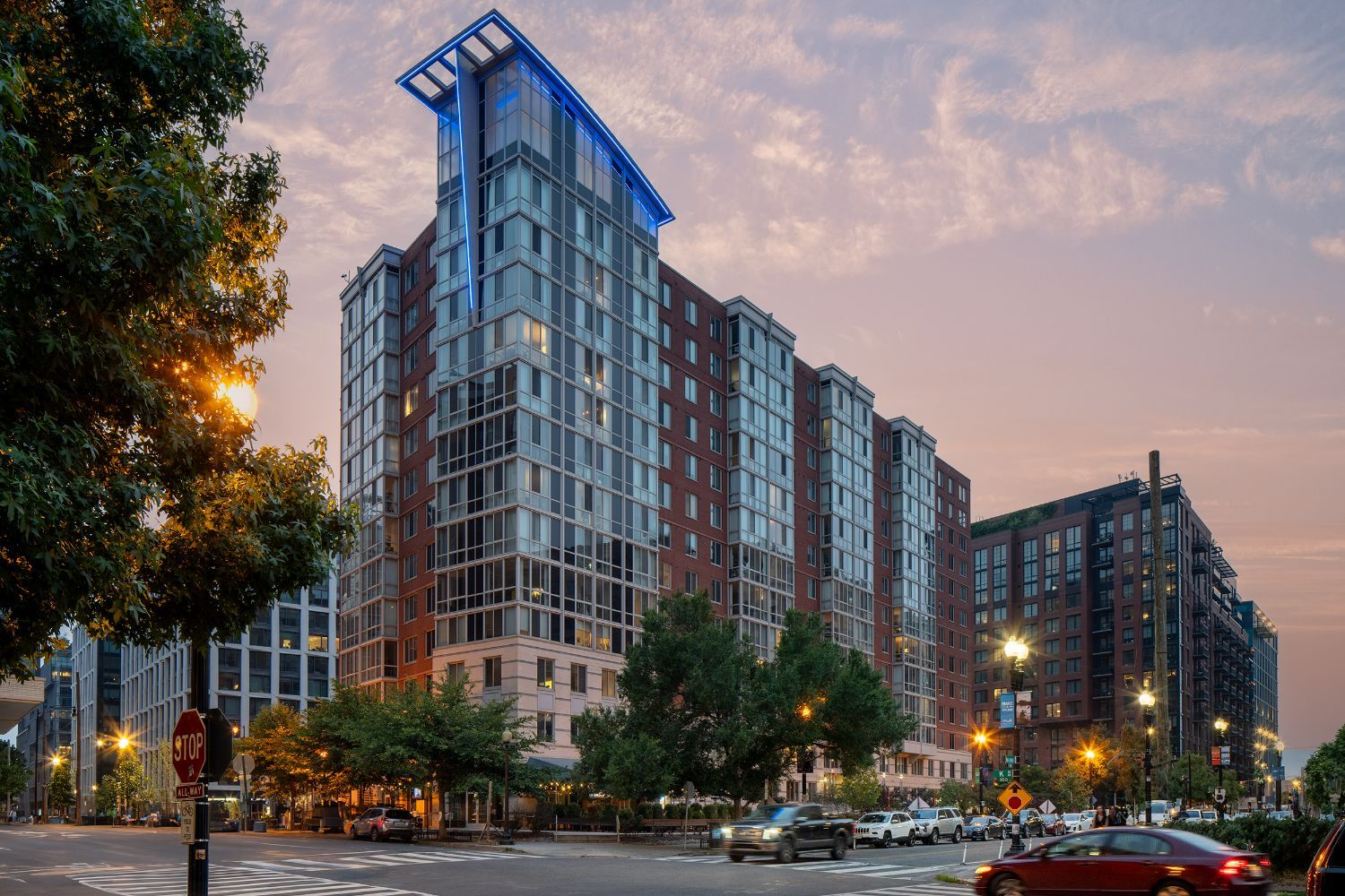 Located in Navy Yard, make 909 your new home.