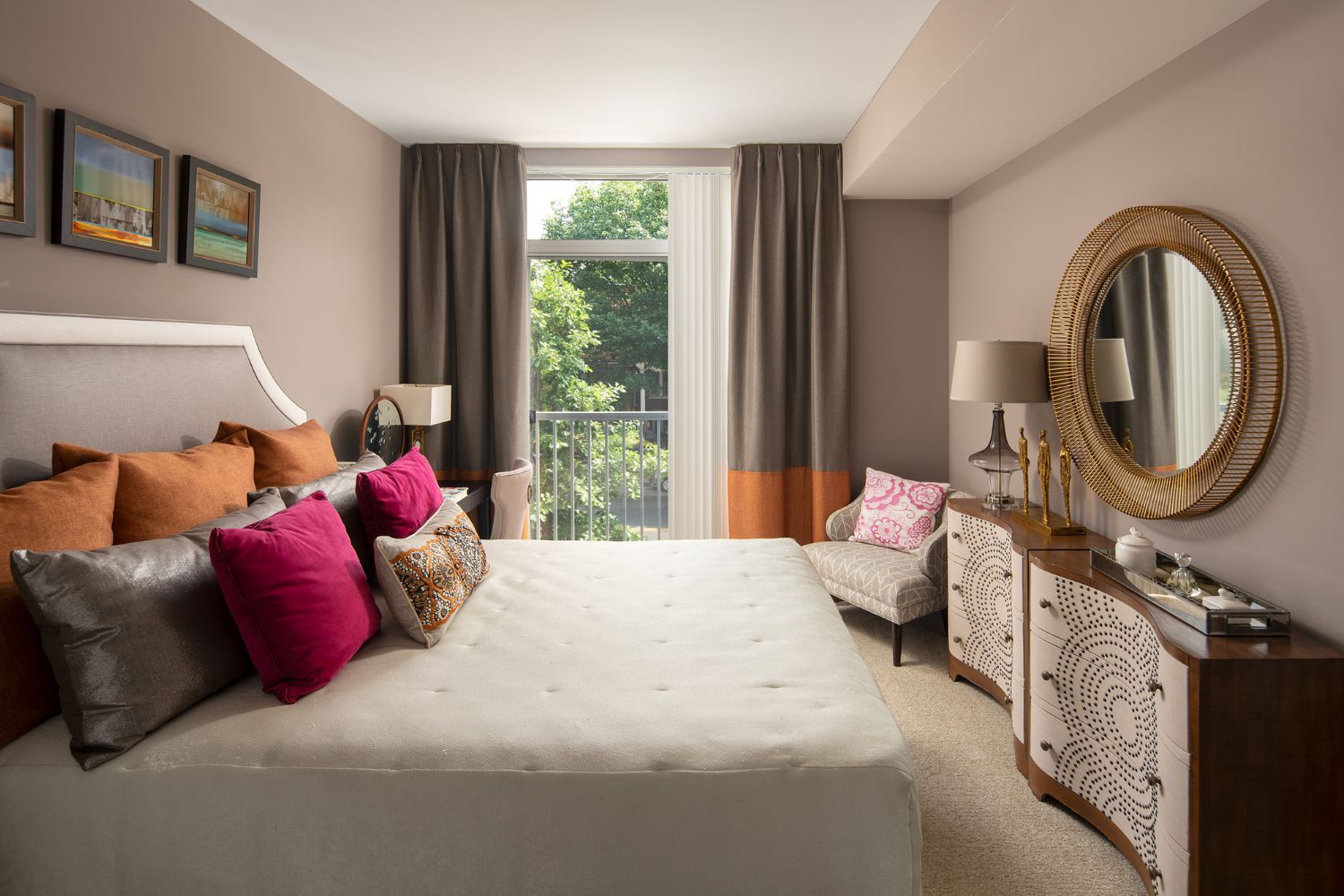 Select from three distinct apartment styles - Flats, Lofts or Townhomes