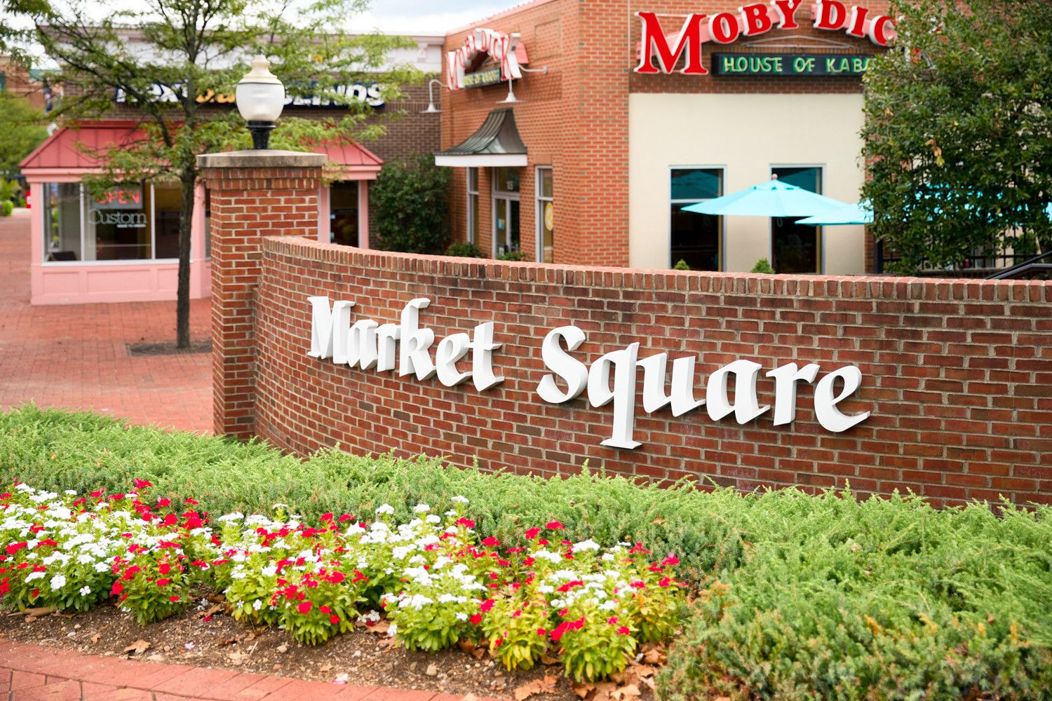 Enjoy the unique shops and resturants in The Kentlands Market Square