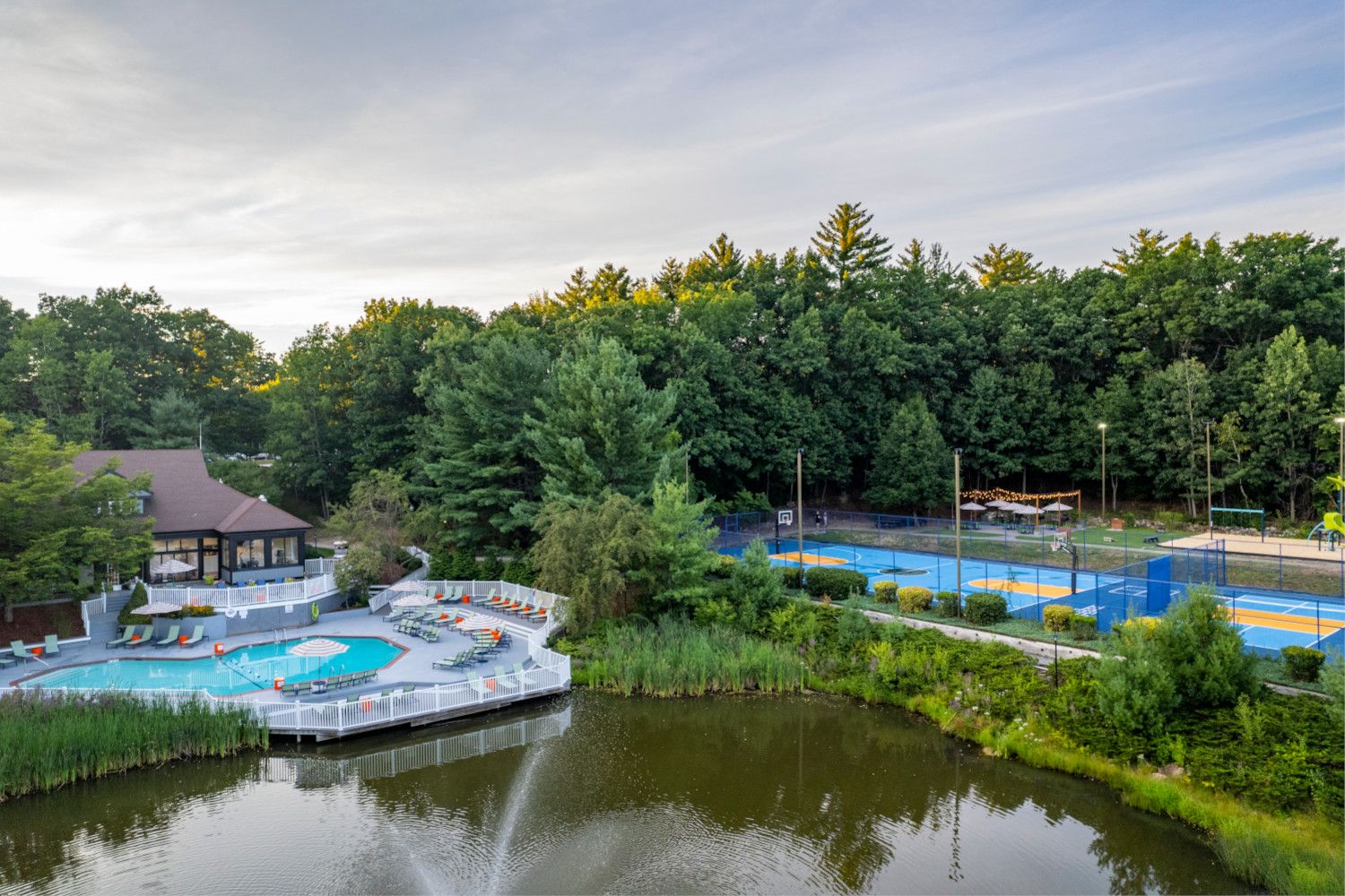 Fountain with pooland