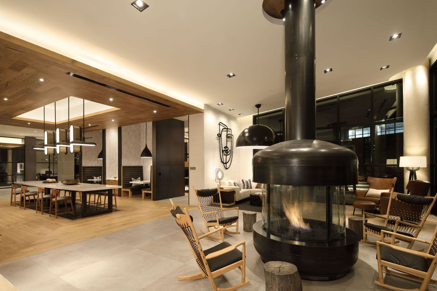 Lounge Fireplace