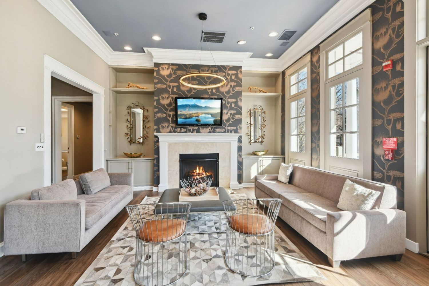 Alvista Bowie clubroom with firepit