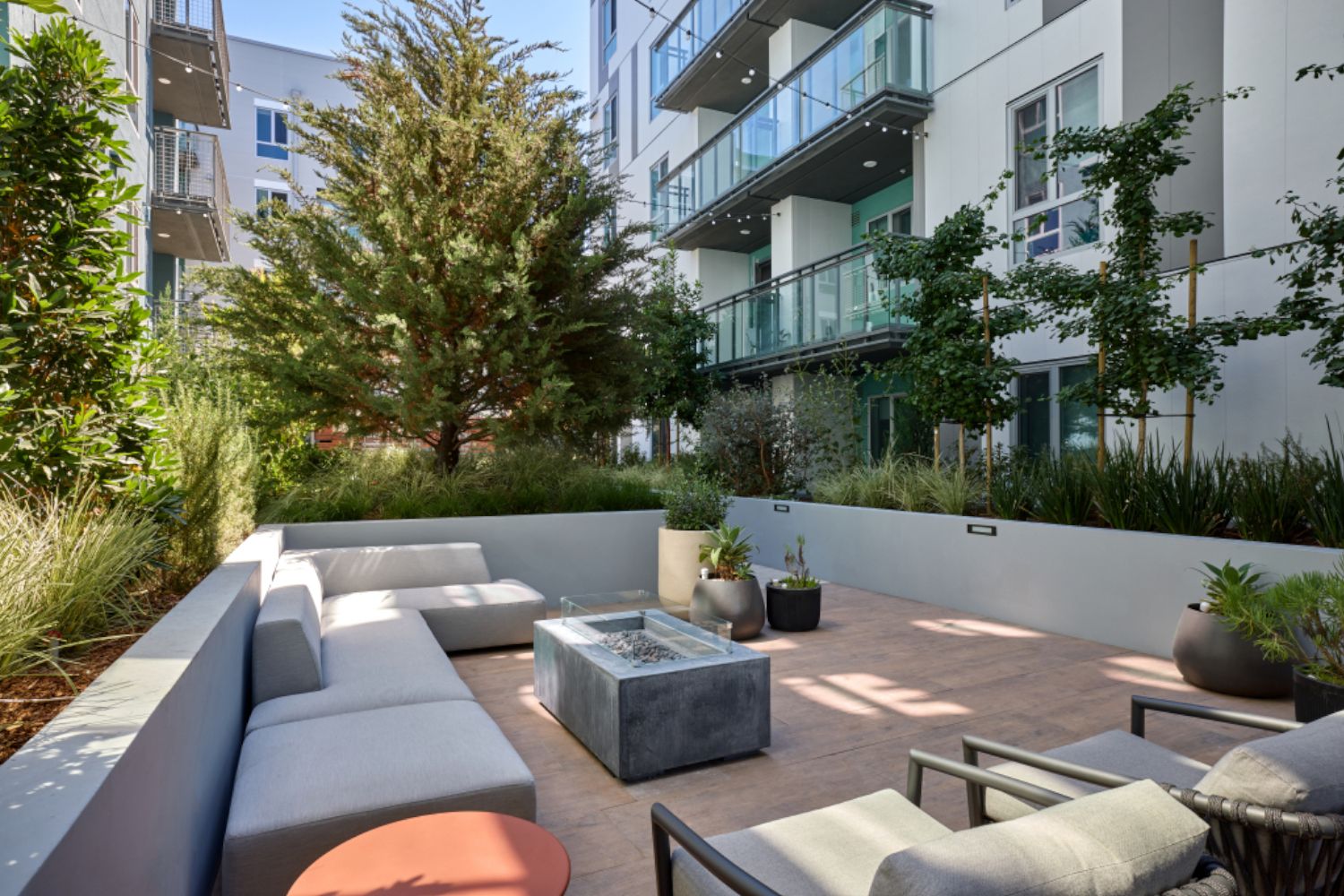 Courtyard fire pit