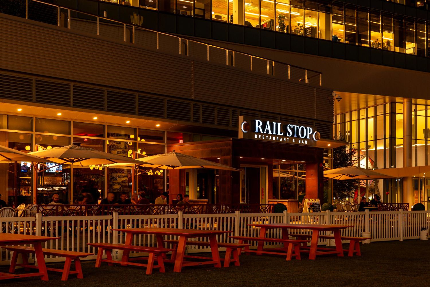 The Railstop Restaurant & Bar – a perfect blend of casual dining, craft drinks, and neighborhood charm.