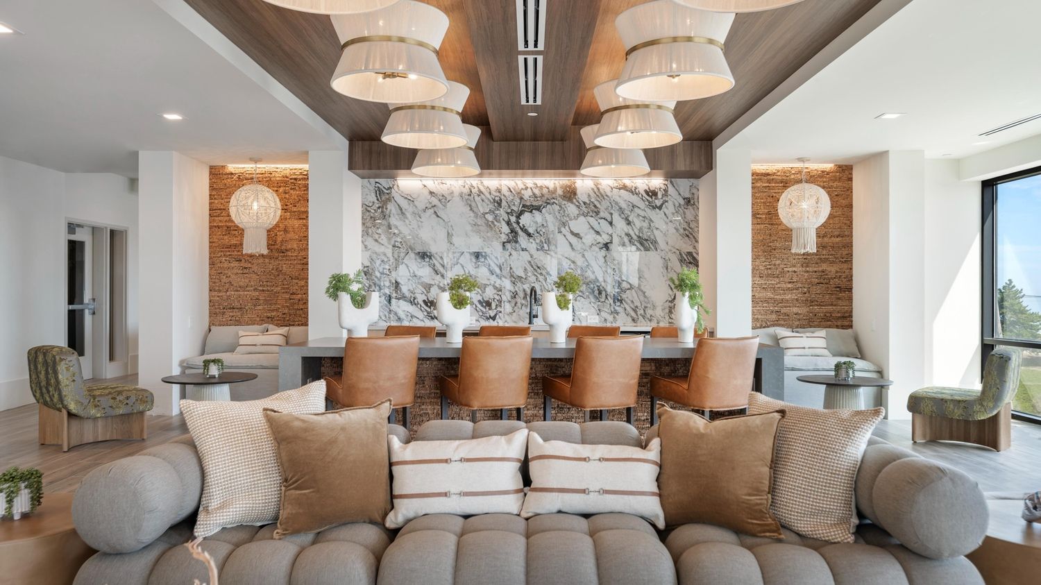 Lounge kitchen