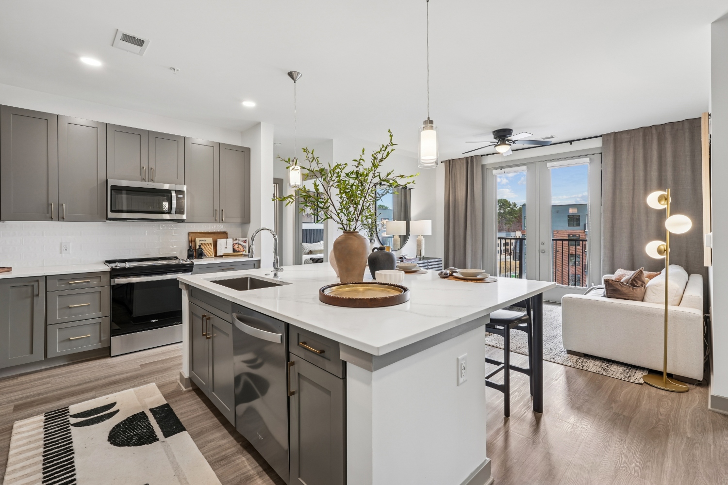 Shaker style kitchen cabinets