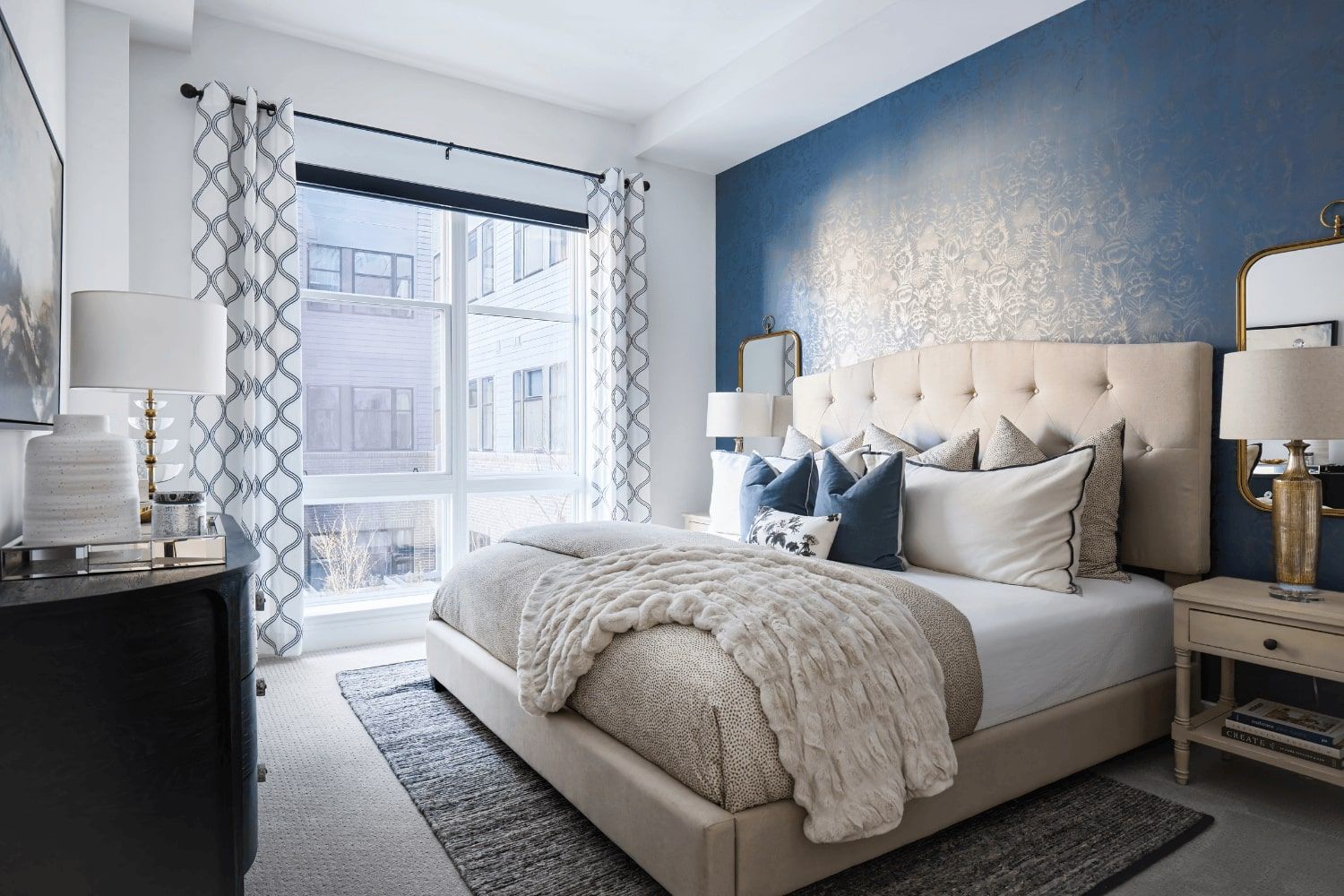 Cecil-Luxury-Bedroom-in-Bethesda-Maryland