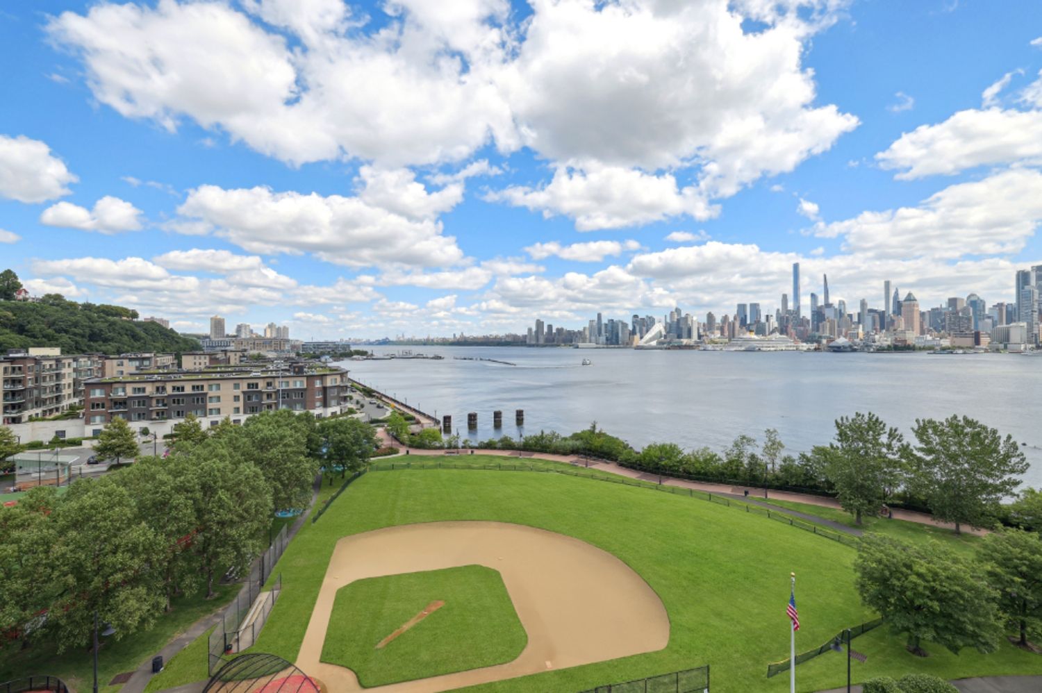 Weehawken Waterfront Park