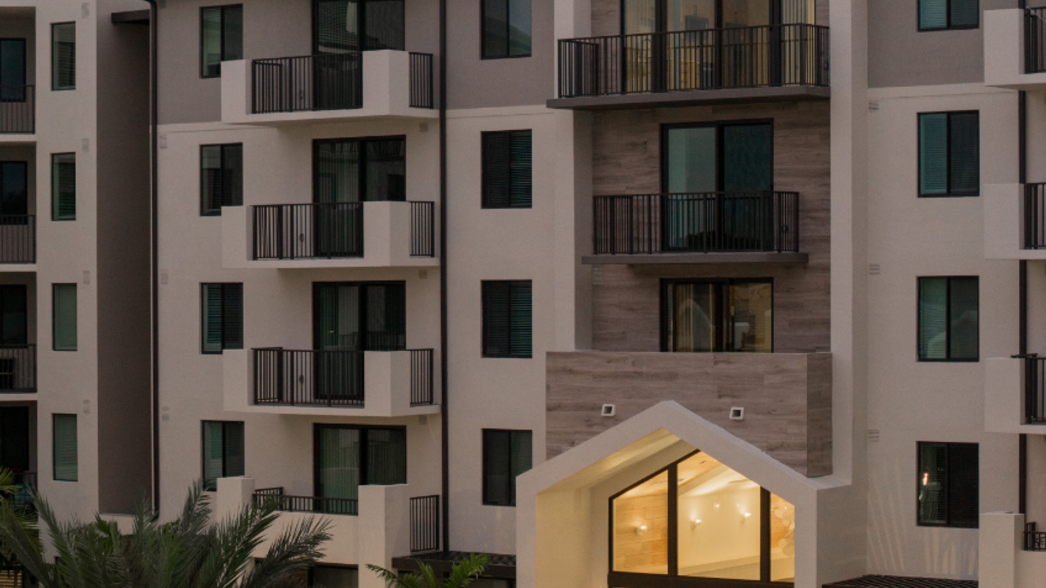 Affina_LuxuryApartments_Entrance_KendallFlorida