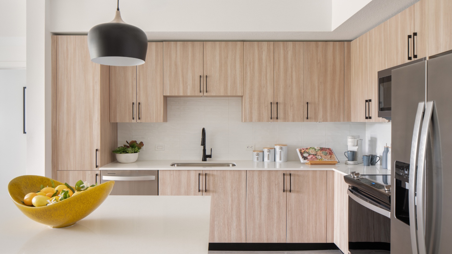 Affina_LuxuryApartments_Kitchen_KendallFlorida