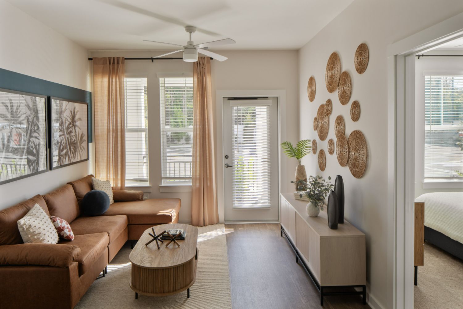 AltonOsprey_LuxuryApartments_LivingRoom_OspreyFlorida