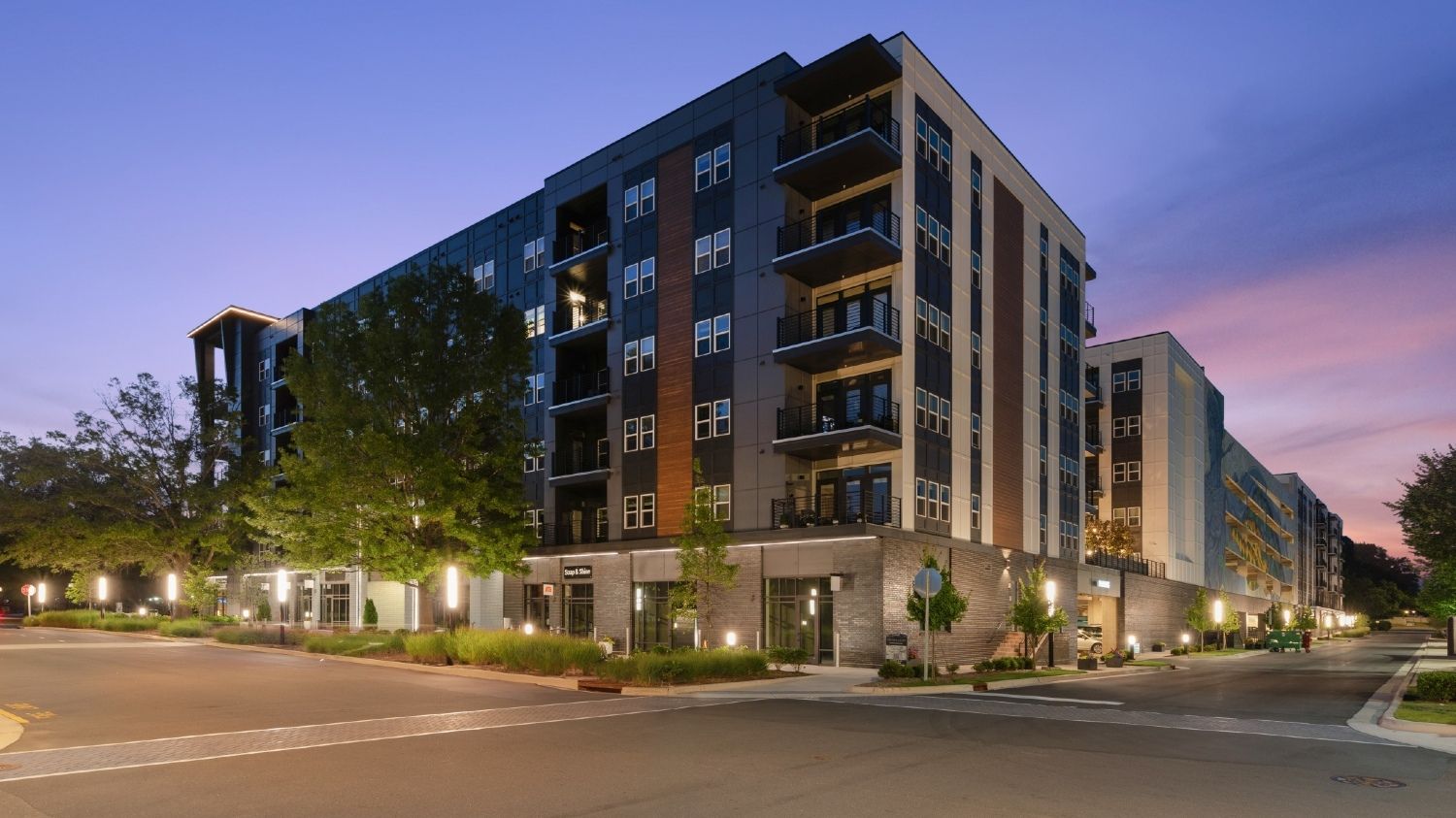 900 Willow at twilight