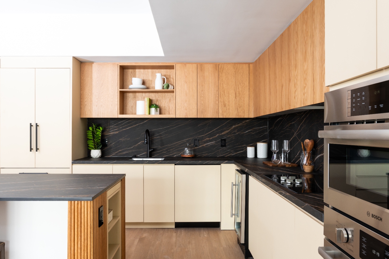 Accolade_LuxuryApartment_Kitchen_WashingtonDC