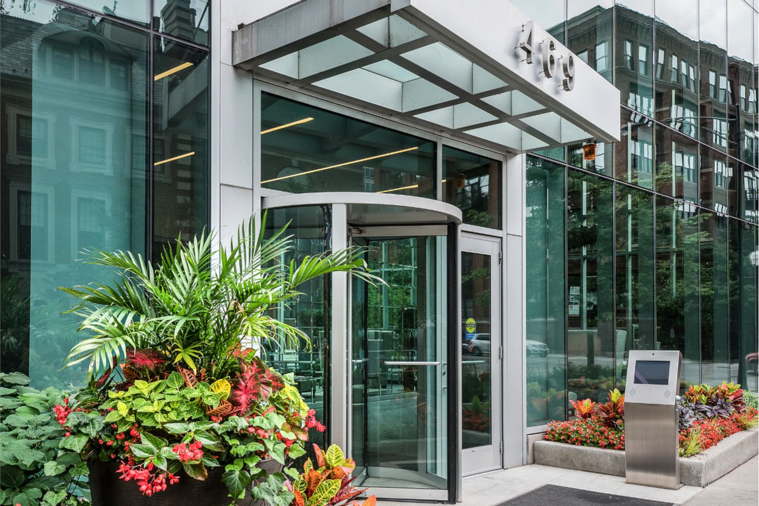 Welcome to Parc Huron, where our philosophy is simple – be well in your environment.