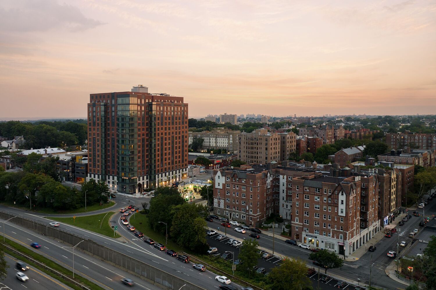 Located only 2 minutes from the Bronx River Parkway