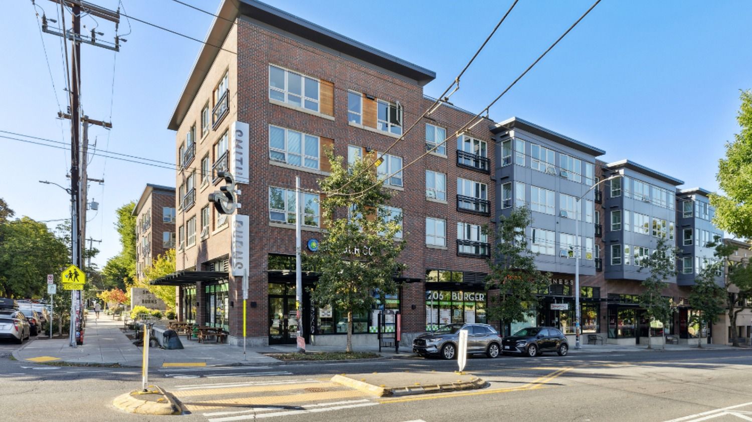 Exterior view of Smith & Burns Seattle apartments