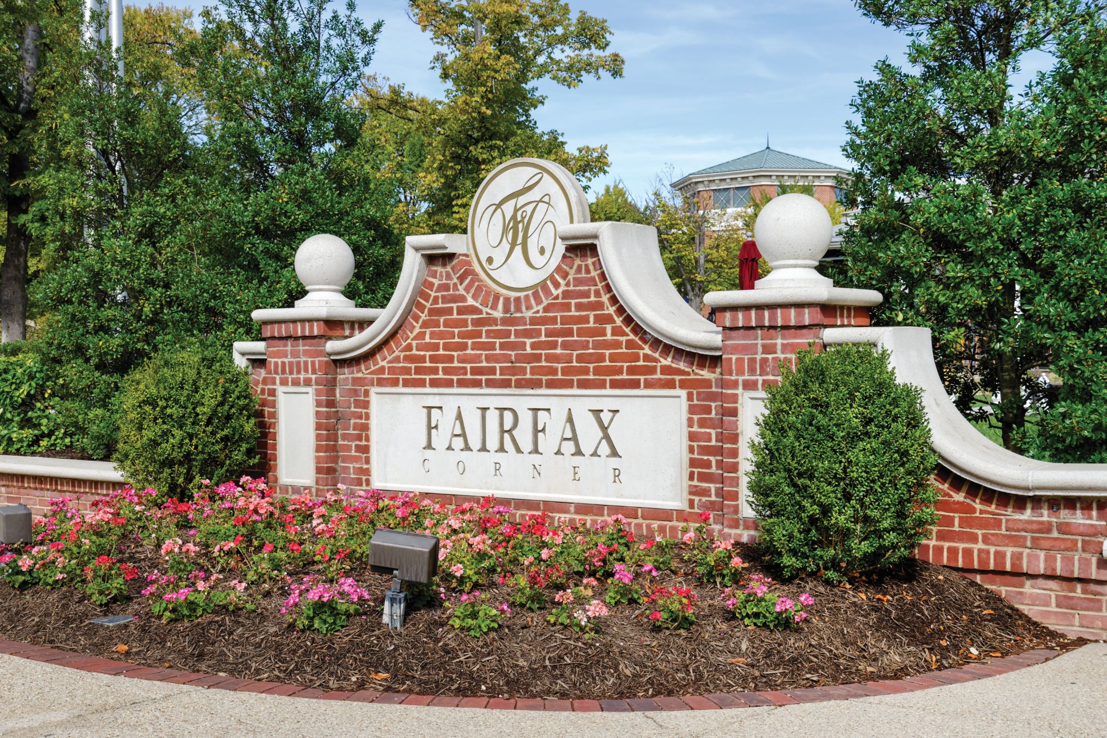 BurkeShireCommons_Neighborhood_FairfaxCorner_Sept15