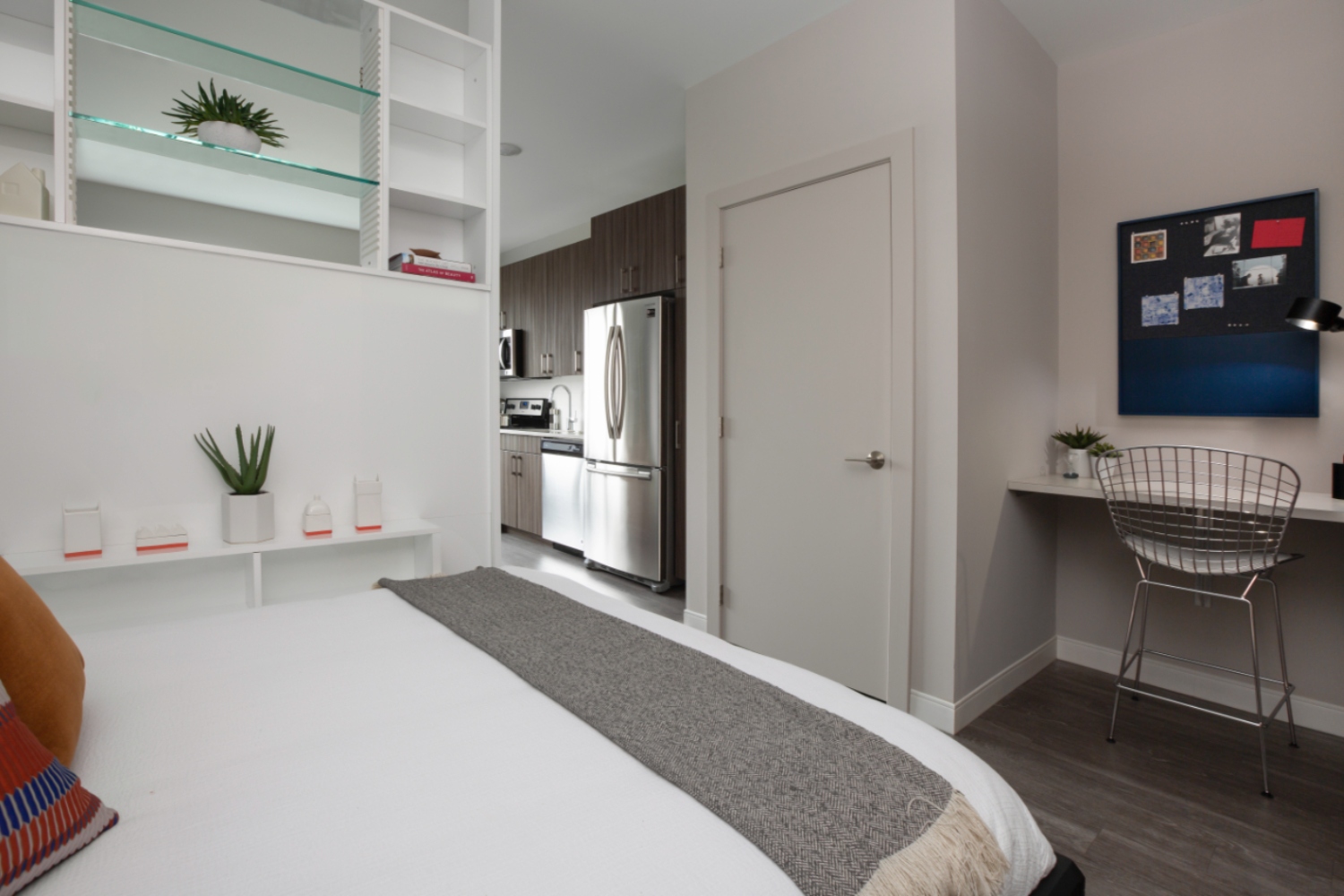 Bedroom Desk