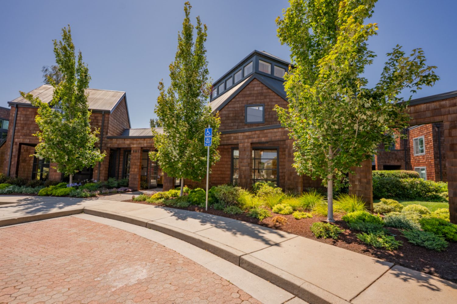 Apartment entrance with landscaping