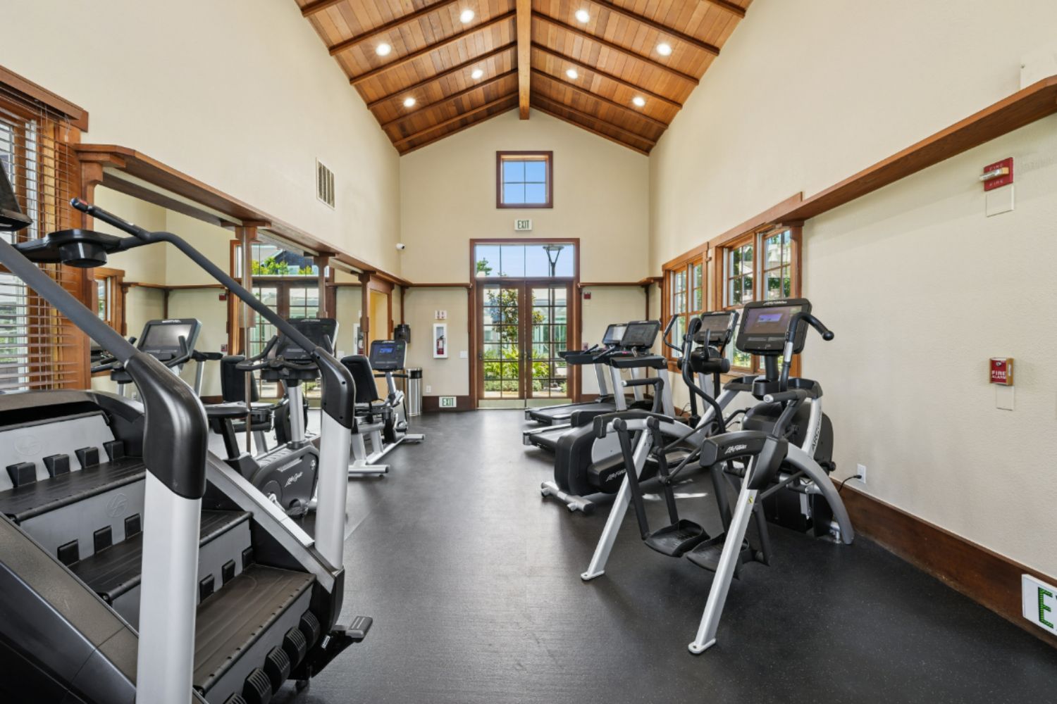 Pescadero Apartments 3 of 9