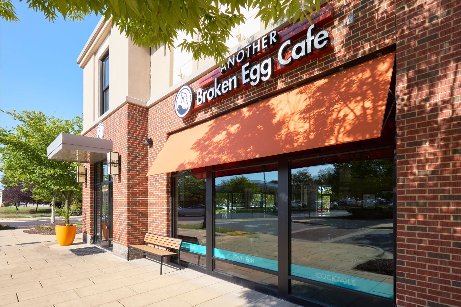 Broken Egg Cafe near Alexan Brandywine in Brandywine, MD.