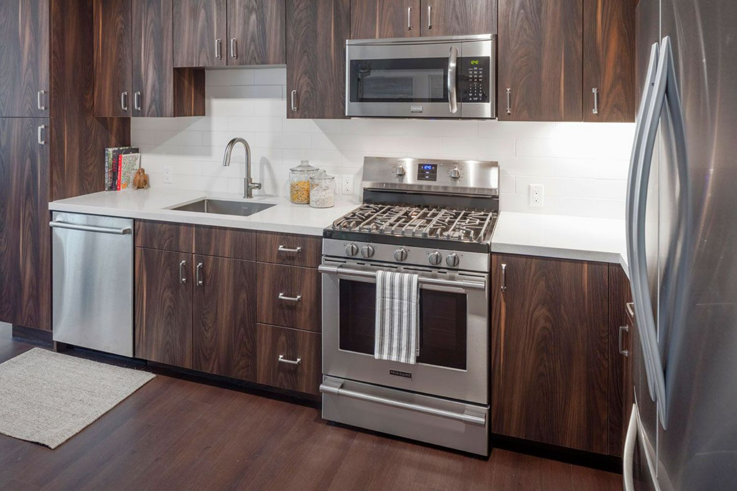 Furnished Kitchen