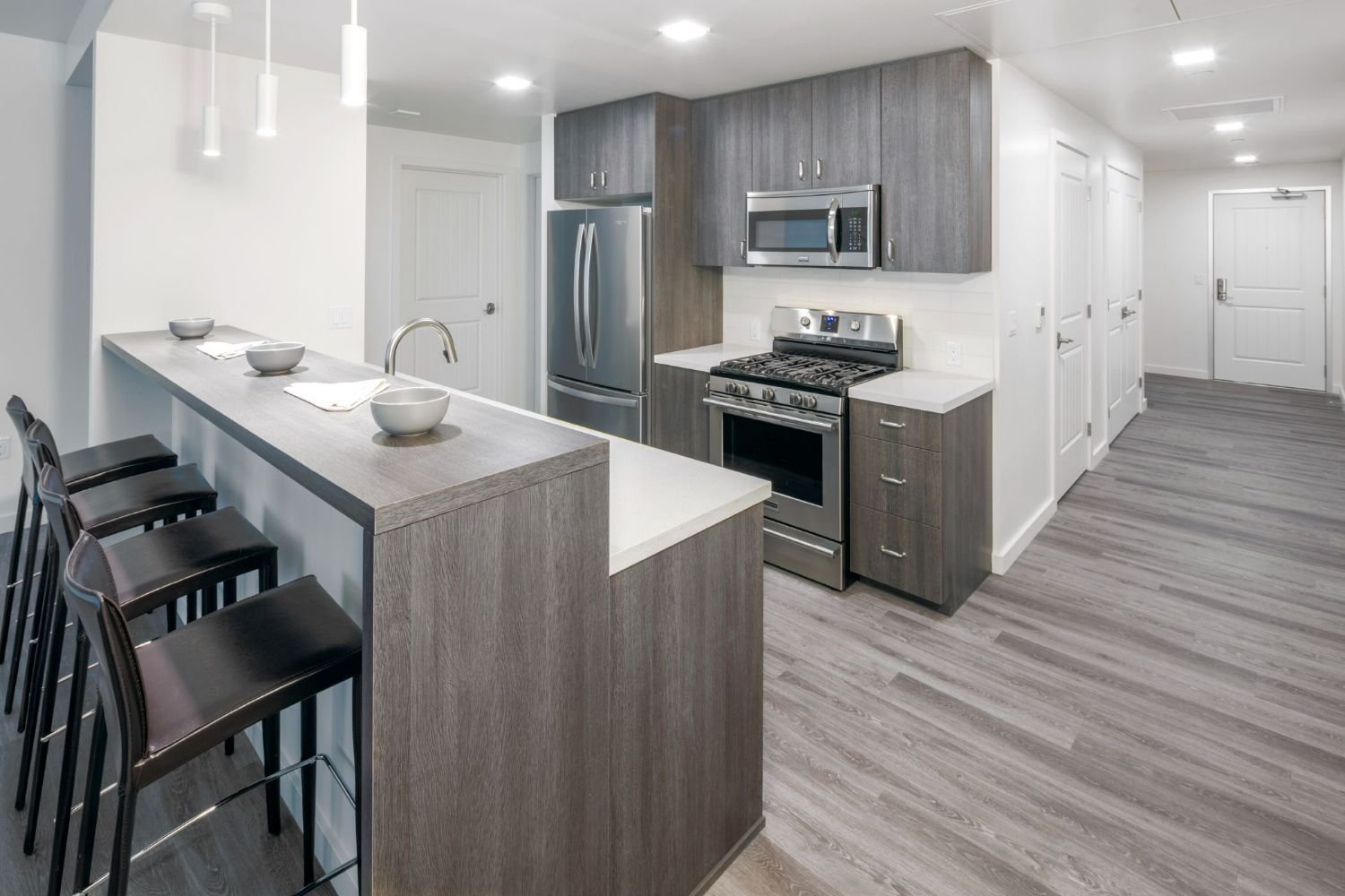The Windward Apartments 2 of 12