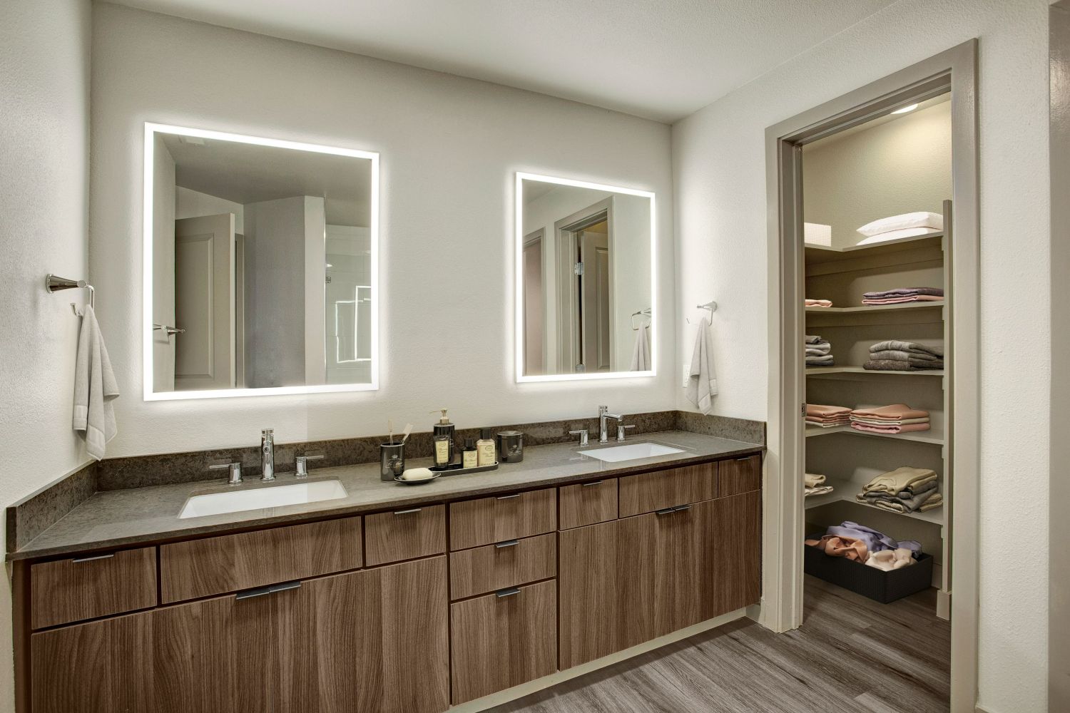 Bathroom Vanity
